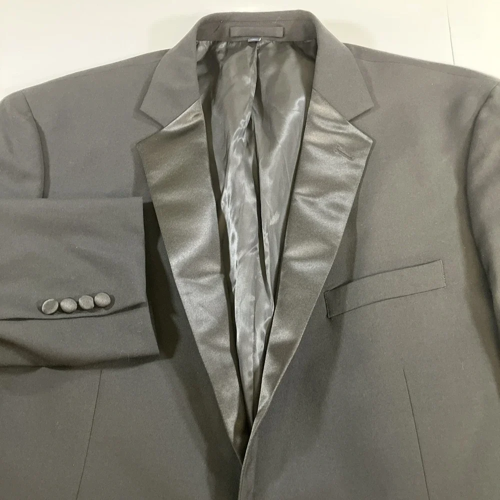 Jos A Bank Tuxedo Jacket Mens 50R Black Wool Tailored Fit Satin Lapel Formal